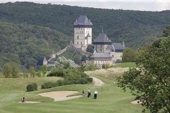 Transfers from Prague to Golf Karlstejn